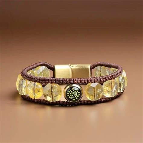 Right Time to Wear Sri Yantra Pendant or Bracelet – Justwowfactory