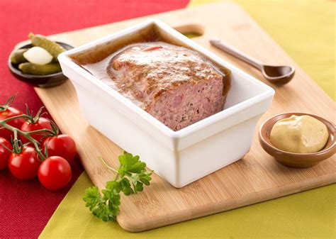 pâté de porc au foie gras en bocaux