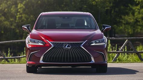 Lexus ES 2024 se renueva: Más tecnología, nuevas llantas y un precio base de $43,190 - Gossip ...