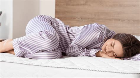 Mountain Climber Sleeping Position Effects & Tips - Easy Rest