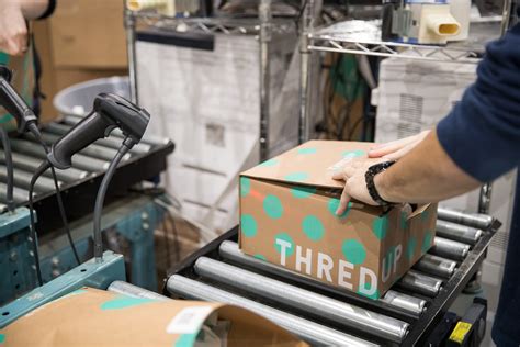 thredUP will open new 10 million item flagship distribution center in ...