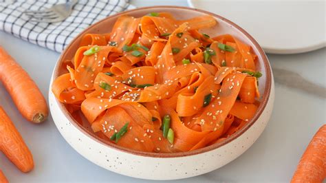 Asian Carrot Ribbon Salad With Ginger-Sesame Dressing - The Cooking Foodie