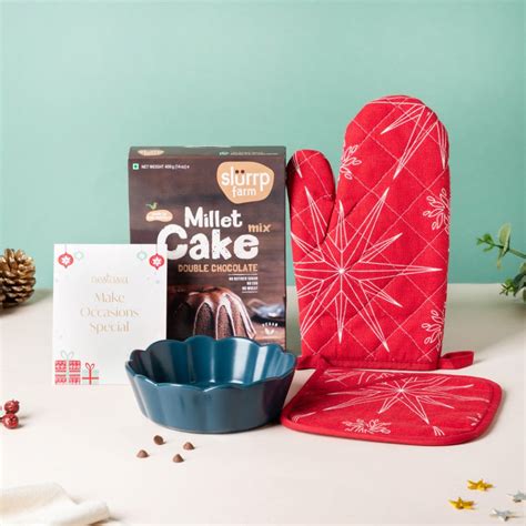 Hugs And Quiches Baking Hamper Set Of 3