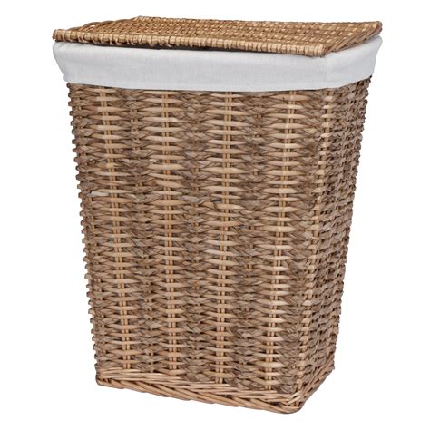hamper with lid