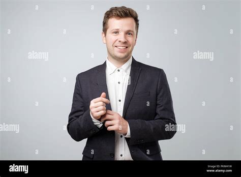 Nice Suit Man 的图像结果