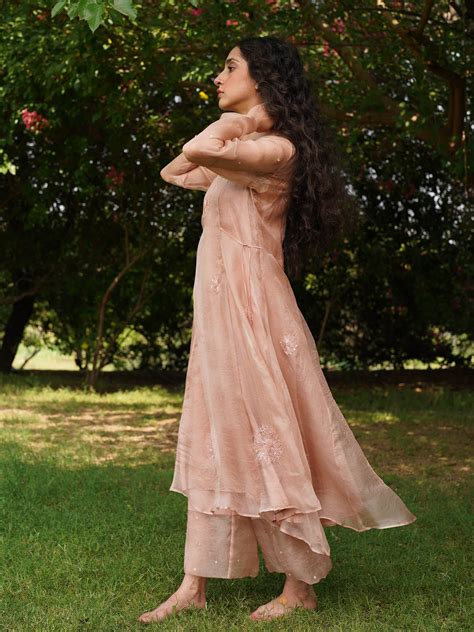 Moonshine Rose Gold Kurta Set – Zoon