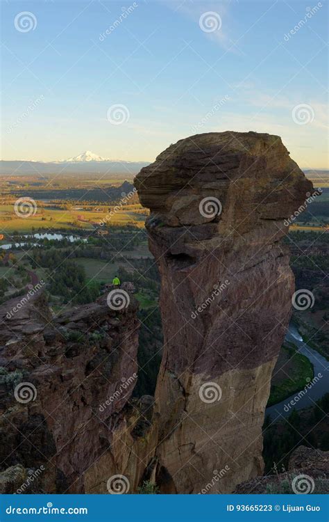 Monkey Face, Smith Rock and Crooked River Stock Image - Image of trail ...