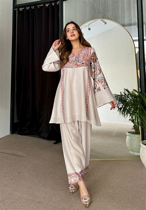 Samaira Pastel Pashmina Winter Kurta Set - Pashmina Suits For Women