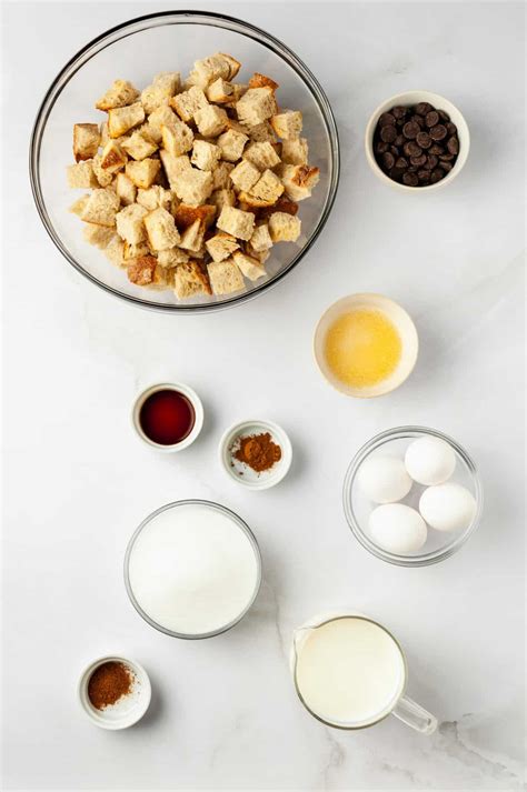 Easy Slow Cooker Bread Pudding | All Things Mamma