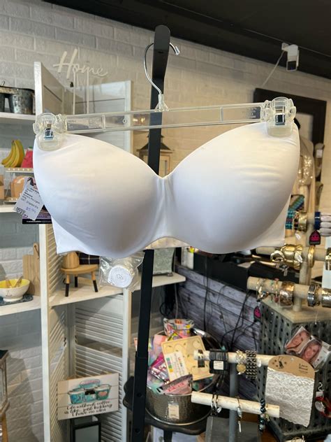 Maidenform Plus Lingerie Size 38DDD Bra