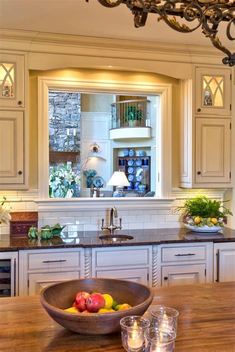 pass through kitchen to living room