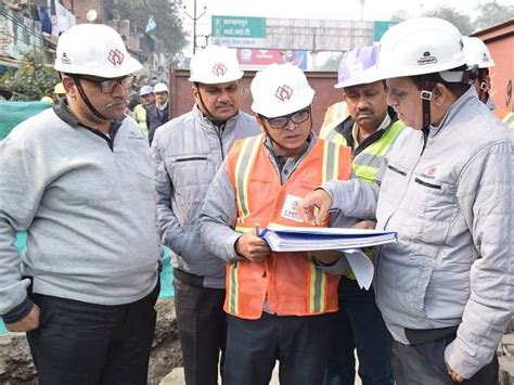 Metro Rail Corporation के एमडी क्यों हुए नाराज, किस बात पर लगाई ...