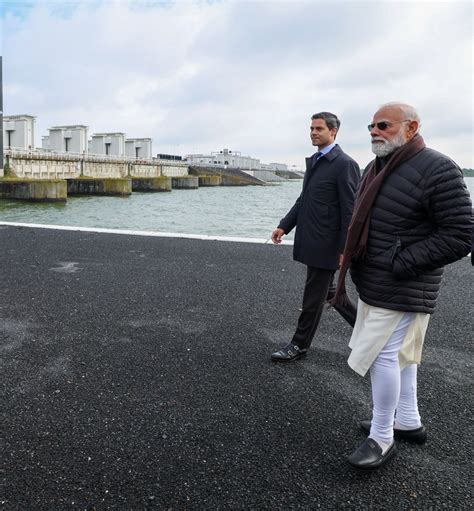 PM Modi visits Dutch dam Afsluitdijk, eyes cooperation in water management