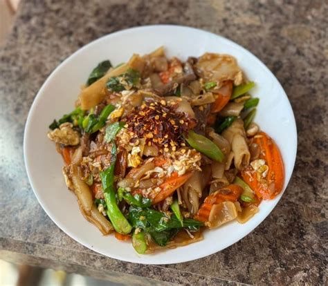 Dinner with MGLX food and drink truck, 681 Prentice St, Granite Falls ...