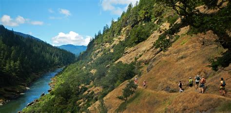 Media: Rogue-River-Trail-Running-lower-canyon | Momentum River Expeditions