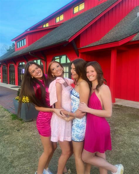 anna sawyer | xoxo, @augammaphibeta | Instagram