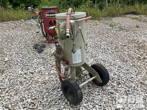 2018 Clemco 1648 Sand Blaster in St. Marys, West Virginia, United ...