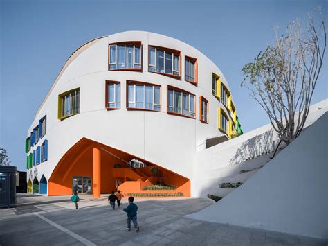 Gallery of Quzhou Kecheng Jiaogong Kindergarten / LYCS Architecture - 1