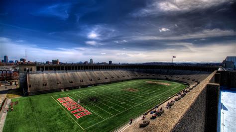 Soccer Field Background Wallpaper 的图像结果