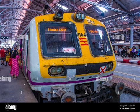 Local Train India 的图像结果