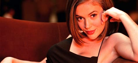 2340x1080 Alyssa Milano Sexy Hd Wallpapers 2340x1080 Resolution ...