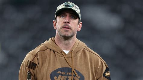 Even if Aaron Rodgers can return, should Jets want that in 2023? - ESPN