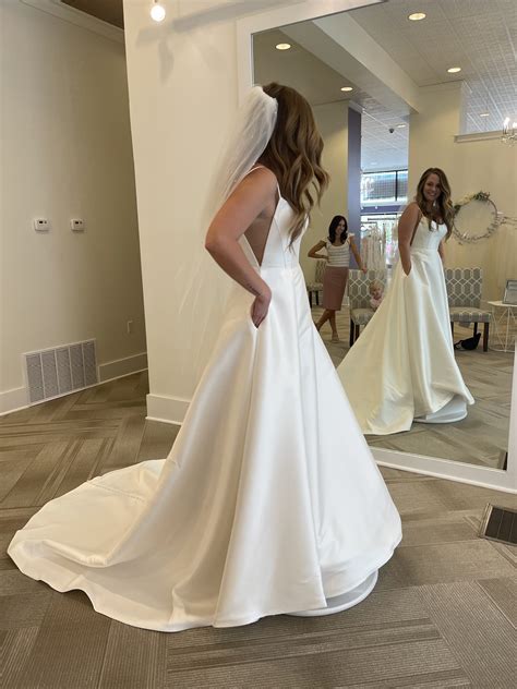 Essense of Australia New Wedding Dress Save 44% - Stillwhite