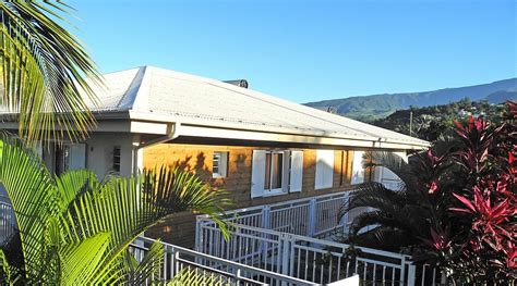 LES HIBISCUS DE LA RIVIERE (Saint-Louis) - Lodging Reviews & Photos ...