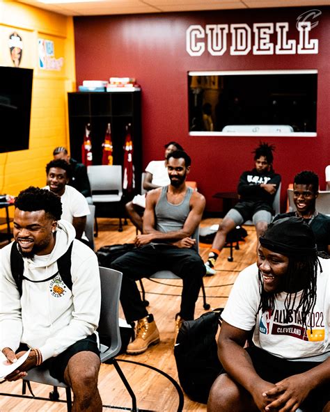 Cleveland Cavaliers on Twitter: "Look who stopped by Hoops After Dark ...