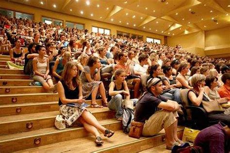 西巡西班牙留学 | 马德里地区语言学校介绍及学生反馈（附2022年价格） - 知乎