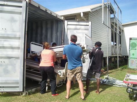 Help Someone 的图像结果