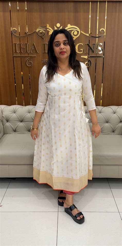 IHA'S IN-HOUSE SEMI SILK ALINE TOPS - IHA 25726 – Iha Designs Bridal Studio