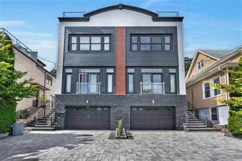 52 Myrtle Ave, Edgewater, NJ 07020 | Homes.com