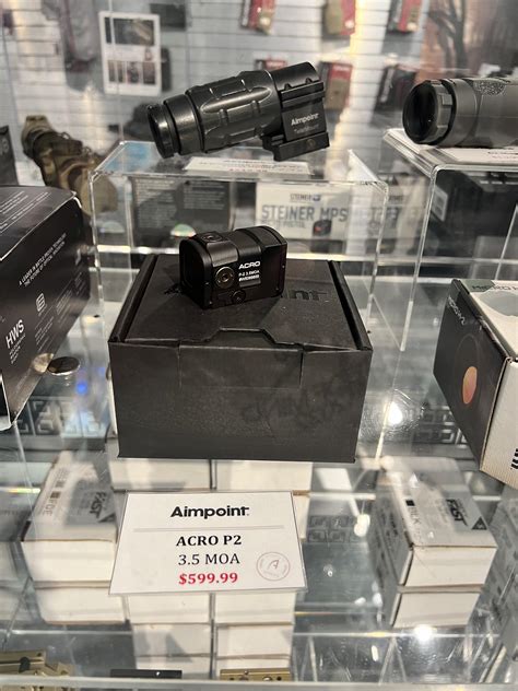 Aimpoint Acro P2 Sitting : r/2011