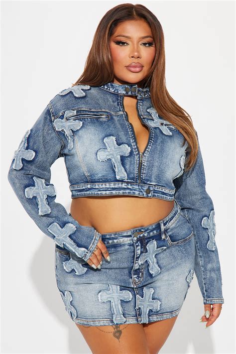 Plus Size Denim Shirts and Tops for Women | Fashion Nova