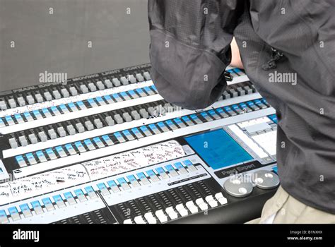 Image result for API Sound Desk Internals