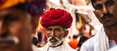 Raja Local People 的图像结果