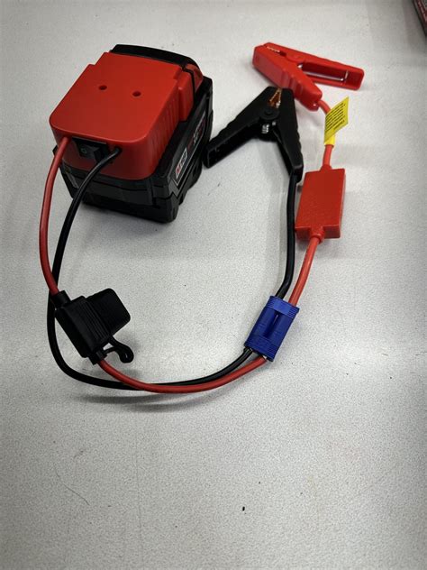 Milwaukee M18 Battery Jump Starter Pack Adapter : r/MilwaukeeTool