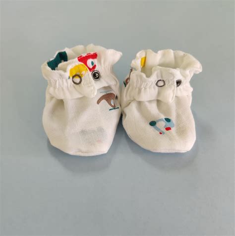 Mittens & Booties – crawlandfall