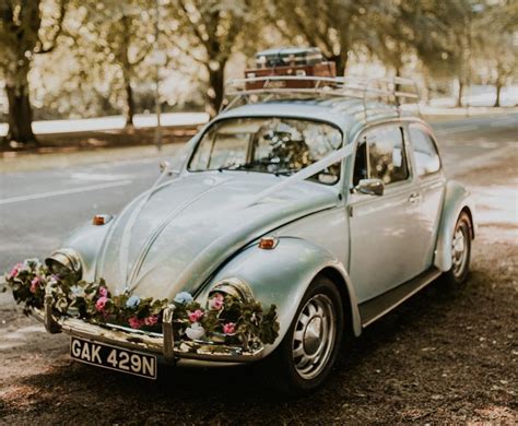 Wedding Car Decoration Ideas: Flowers, Ribbons & Simple DIY Tips