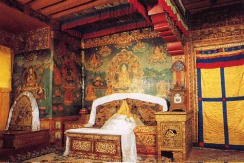 神秘的西藏布达拉宫，三大未解之谜被解开_科学家给出这样的解释