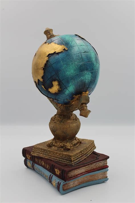 Famous Contemporary Art Earth World Globe 的图像结果