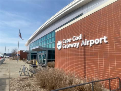 About Cape Cod Gateway Airport