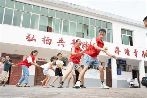 江西新余：留守儿童的欢乐暑假-人民图片网