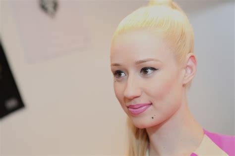 Iggy Azalea - Hollywood - Actress Wallpapers Download FREE | MrPopat