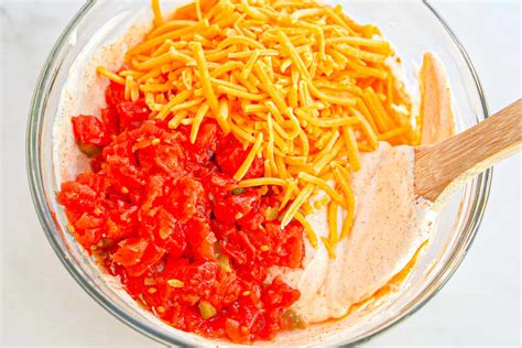The Best 4 Ingredient Taco Dip - Just Dip Recipes