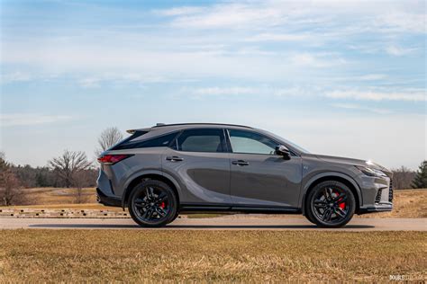 Review: 2025 Lexus RX 500h Black Line Special Edition - DoubleClutch.ca