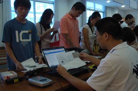 今年司法考试报名首次全程上网_ 视频中国
