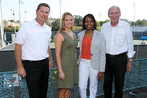 Taylor throws support behind S.A.'s new tennis tournament