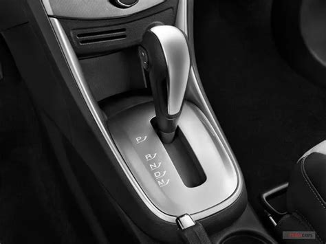 2015 Chevrolet Trax: 48 Interior Photos | U.S. News